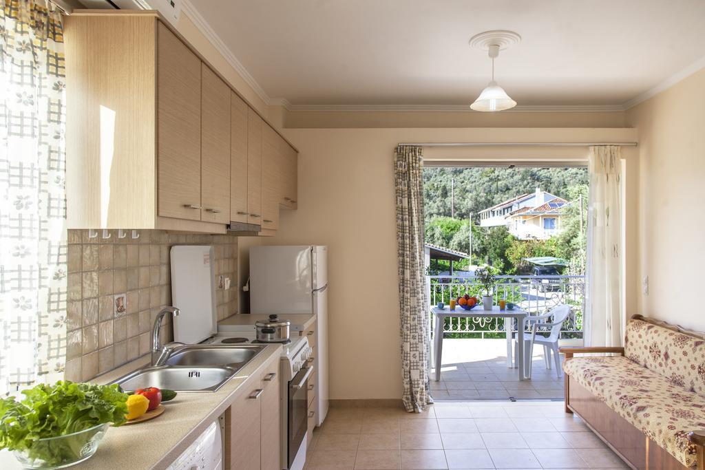Apolpaina L Apartments Exterior photo